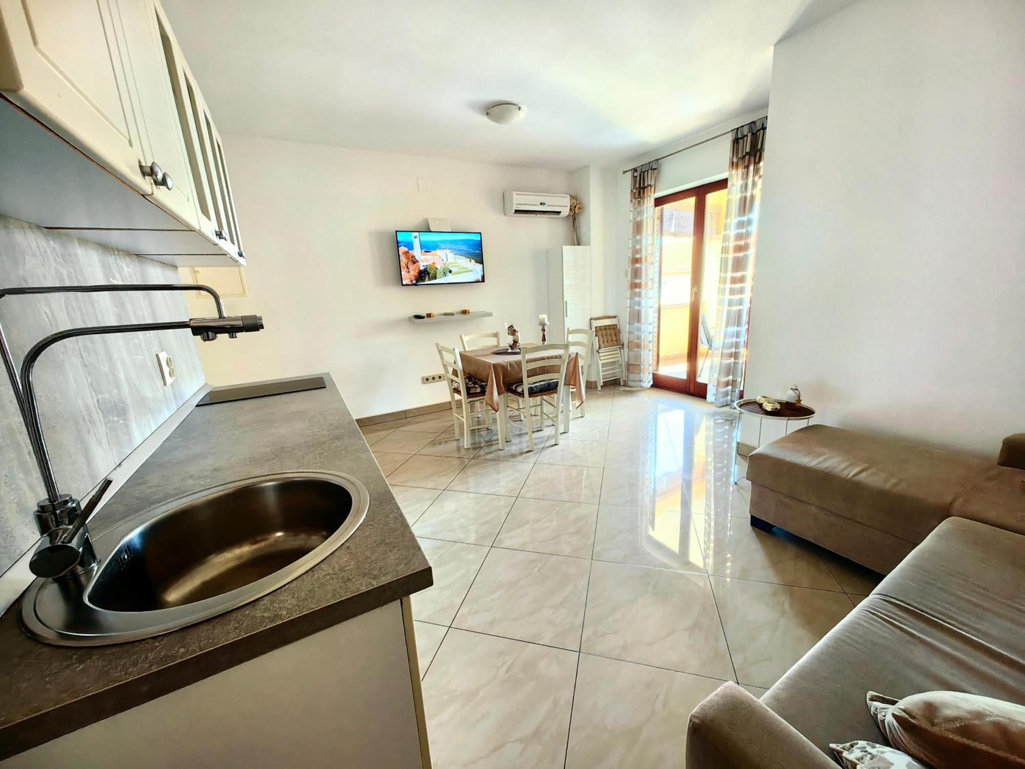 Apartments Lea 2 Malinska Bagian luar foto
