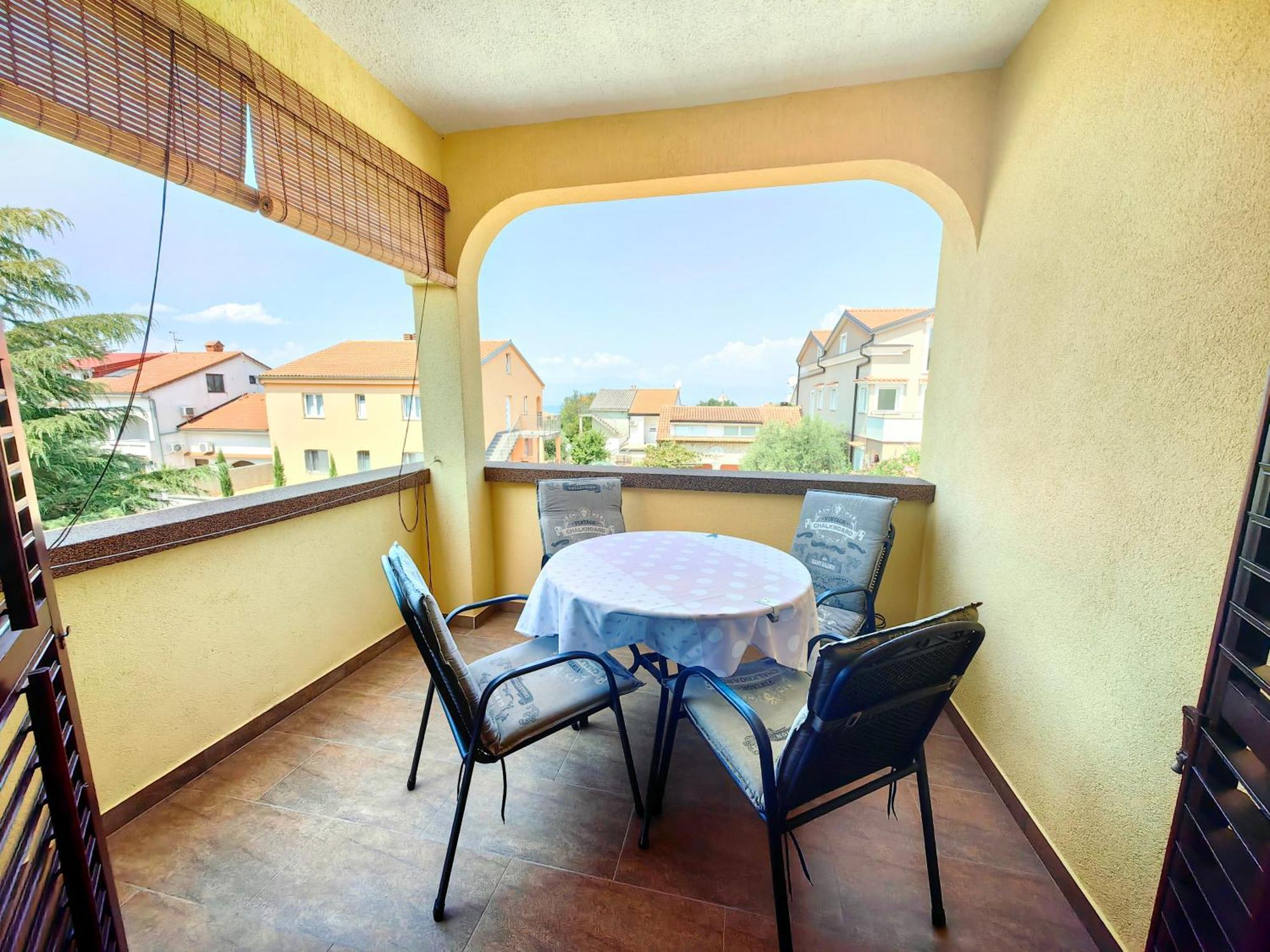 Apartments Lea 2 Malinska Bagian luar foto